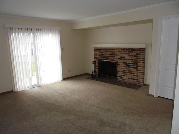 4th image of 4883 Nugent Dr #4883