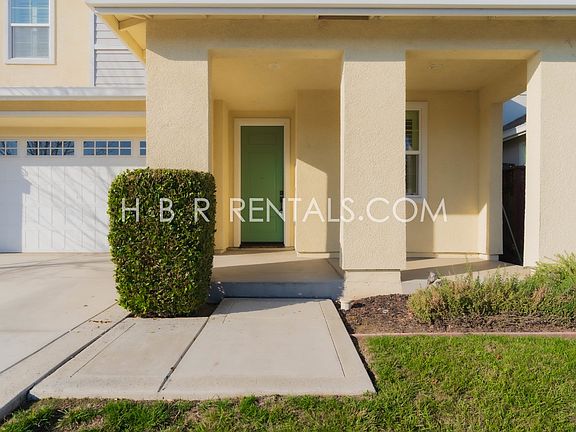 5th image of 18055 Clementine Ct