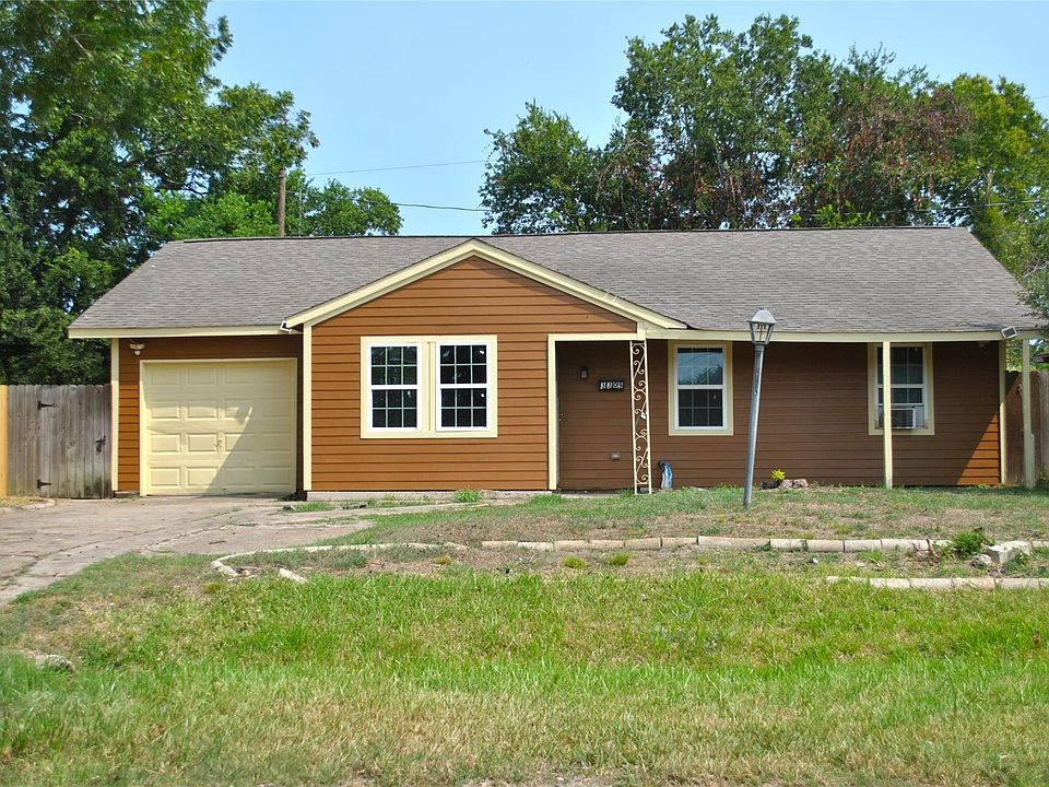 1st image of 3309 Tangerine St