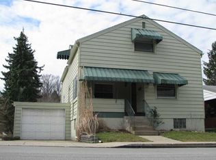 524 10th St, Irwin, PA 15642