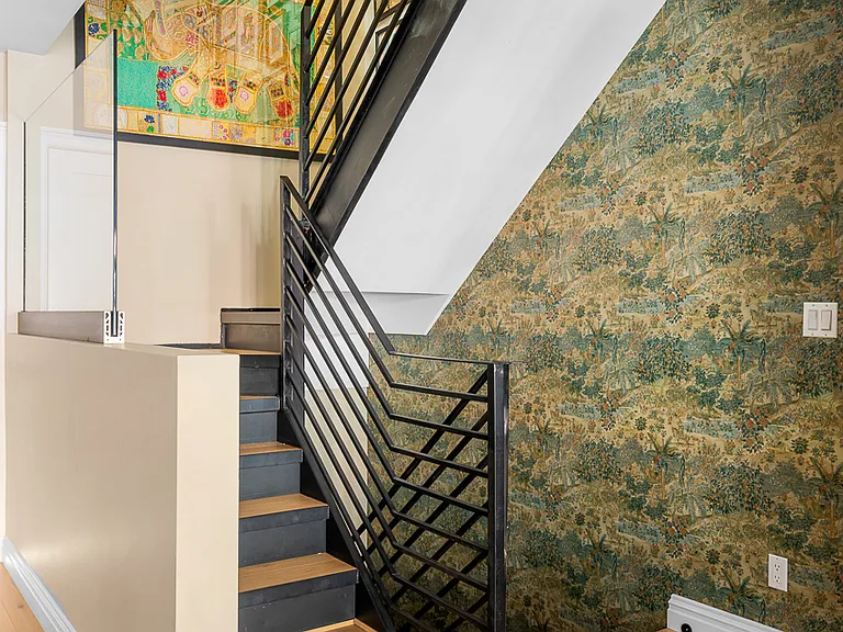 107 Greenwich Ave #2 — Photo 7