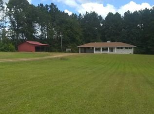 909 Fox Rd SE, Bogue Chitto, MS 39629