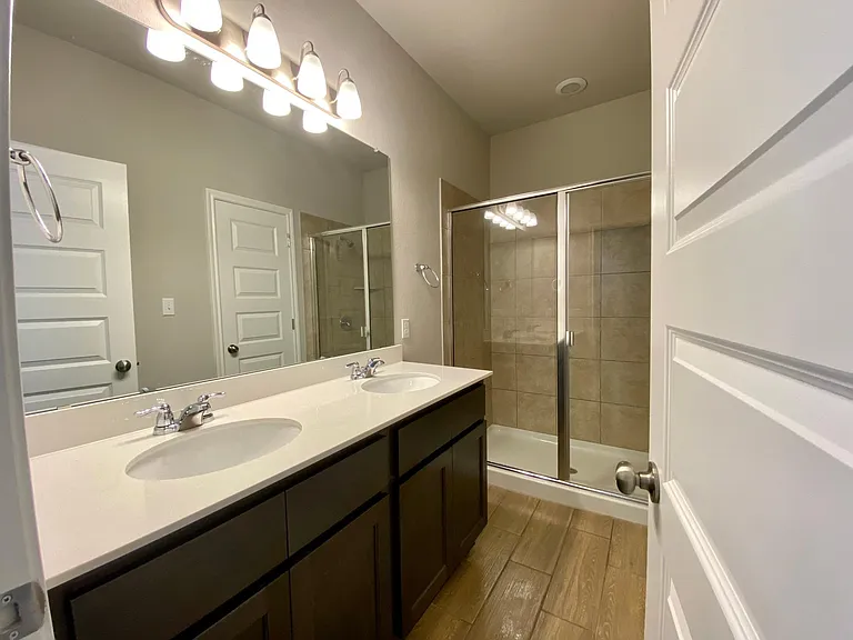 2517 Pecan Island Dr — Photo 8