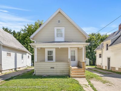 1102 Persons Ct, Lansing, MI, 48906