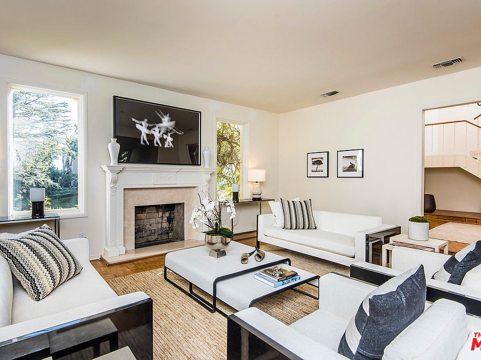 1st image of 10811 Vicenza Way