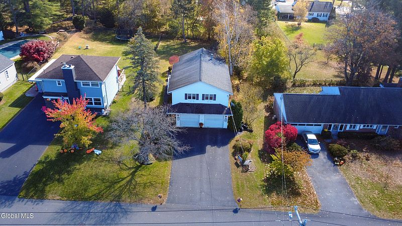 4th image of 45 Coolidge Road