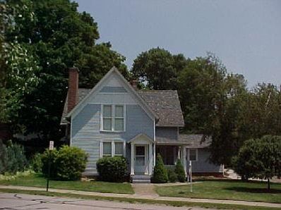 1st image of 306 Calumet Ave