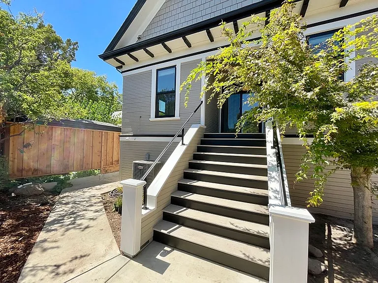 1027 Lincoln Ave — Photo 17