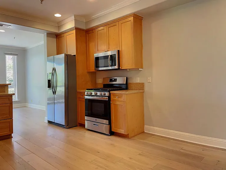 1115 Divisadero St #1 — Photo 11