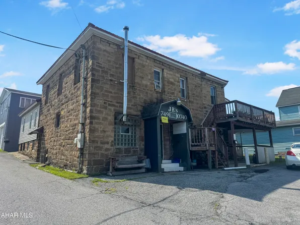 1401 Cardiff Rd, Nanty Glo, PA 15943