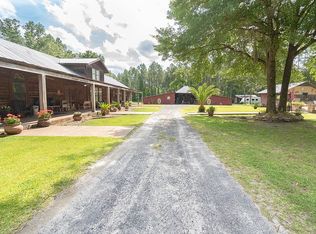 27196 Geiger Rd, Hilliard, FL 32046