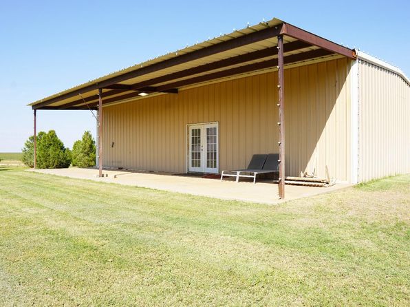 6706 E Fm 1585, Ropesville, TX 79358