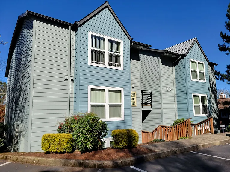 South Vista Apartments — Photo 31