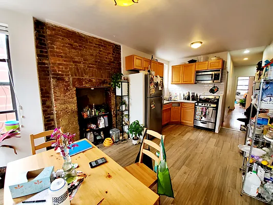 Rented by Ideal Properties Group | media 15