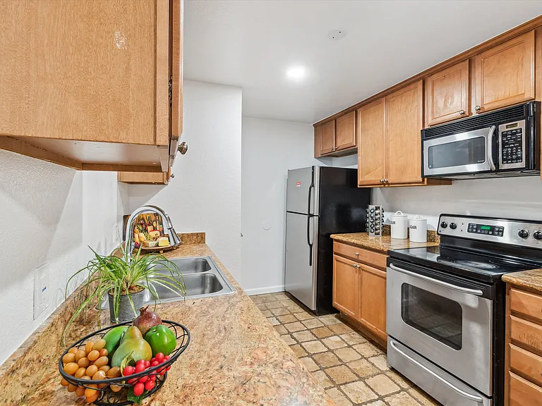 2250 Monroe St #160-160SANTA — Photo 12