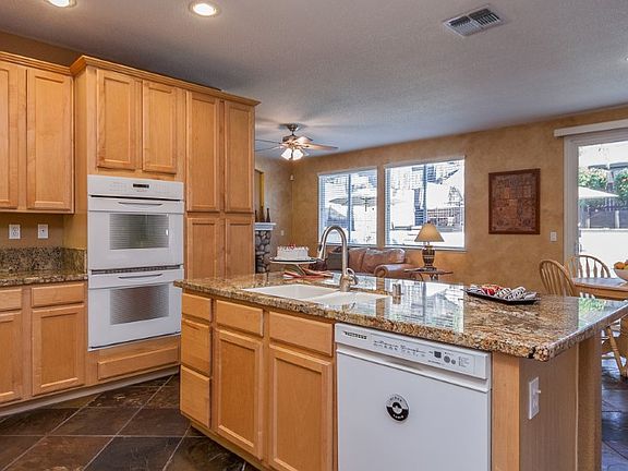 4th image of 1905 Tyndrum Ln