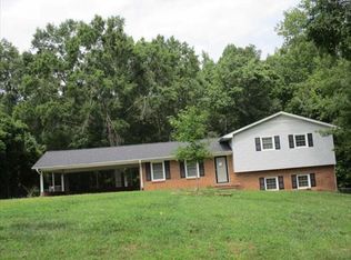 6416 Staffordshire Dr, High Point, NC 27263