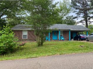 815 Fernwood Dr, Baldwyn, MS 38824