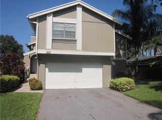 132 Laurel Rd, Hollywood, FL 33021