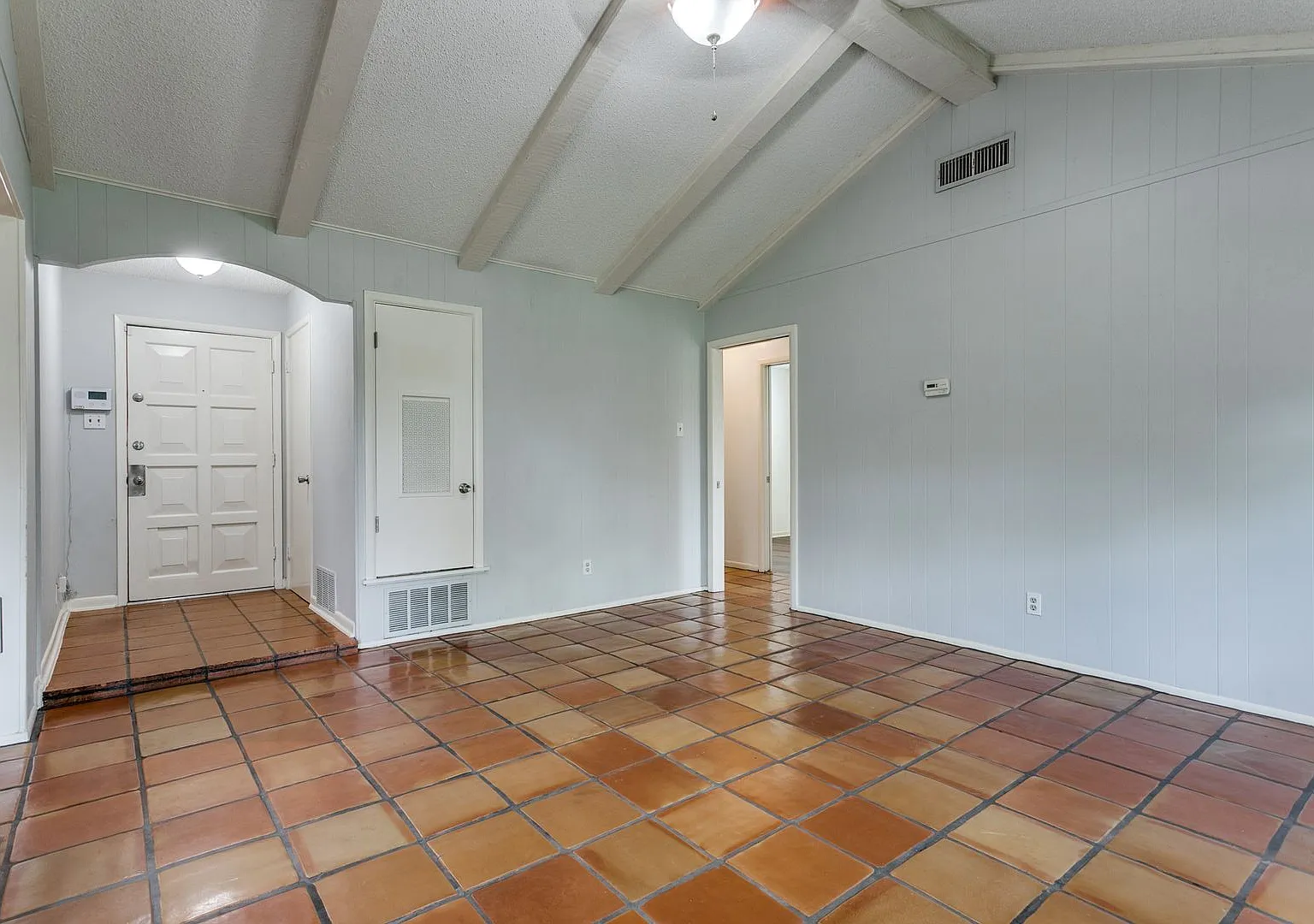 3-bedroom home in North Star Hills — Photo 4