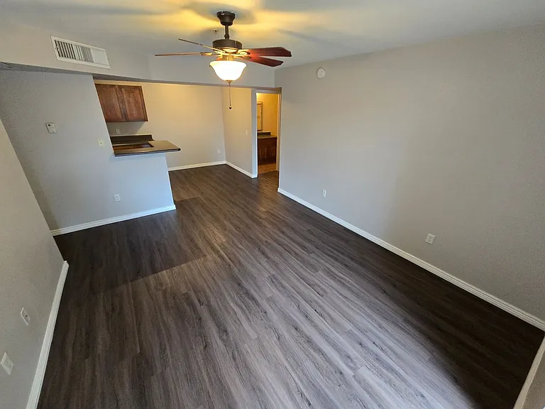 1385 W University Ave #12-195 — Photo 5