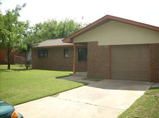 1305 N Nail Pkwy, Moore, OK 73160