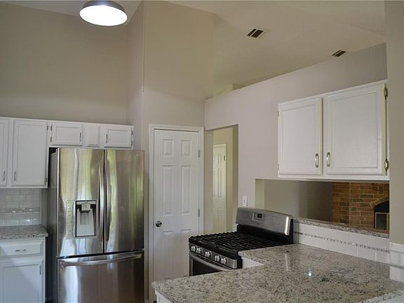 3rd image of 2709 Market Garden Ln