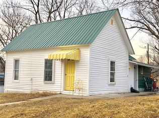 202 W 3rd St, Casey, IA 50048