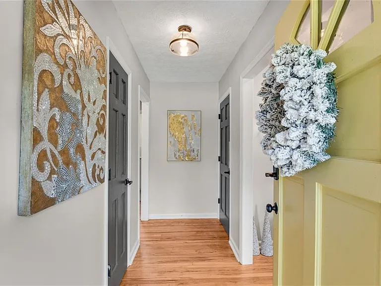 3941 Forest Dr — Photo 8