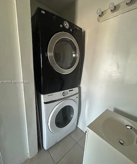 1725 W 60th St #F316 — Photo 17