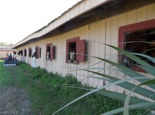 7200 Carousel Ln, Fort Myers, FL 33966