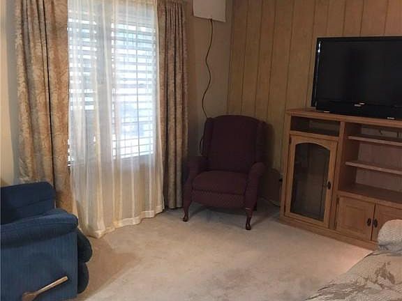 5th image of 1330 Easthaven Dr