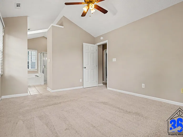 5524 Edgebury Rd — Photo 15