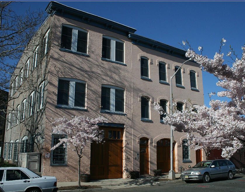 1st image of 9-11 Crawford St APT 9