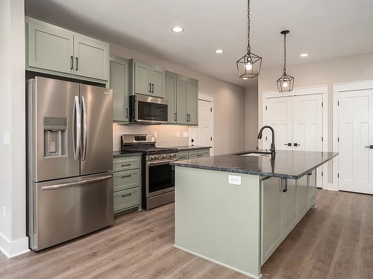 917 Eagle Ridge Dr — Photo 13