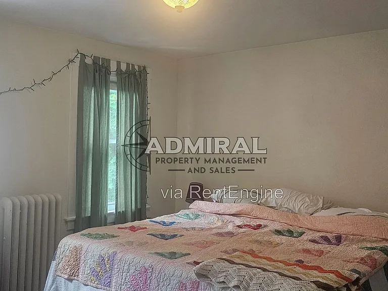 8 Maple St — Photo 16