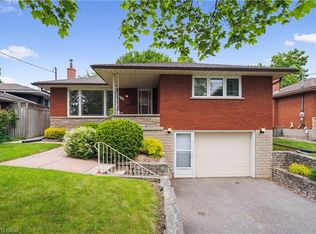 126 Elkington Dr, Kitchener, ON N2B1S3