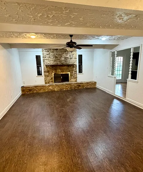 1212 Mockingbird St — Photo 9