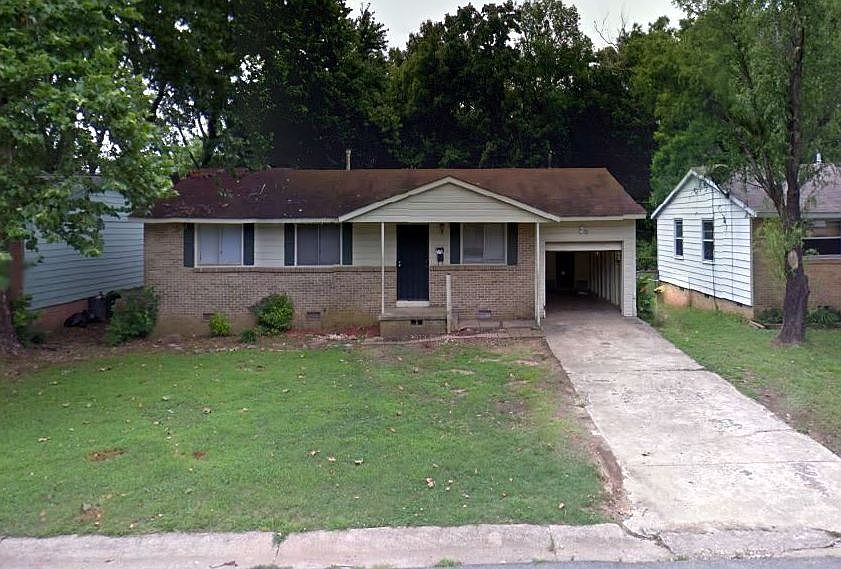 1st image of 2405 S Berkley Dr