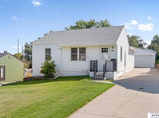 3621 Hascall St, Omaha, NE 68105