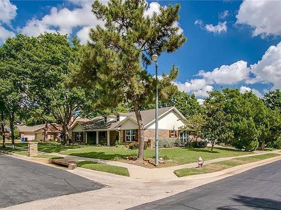 2nd image of 2502 Morrison Dr