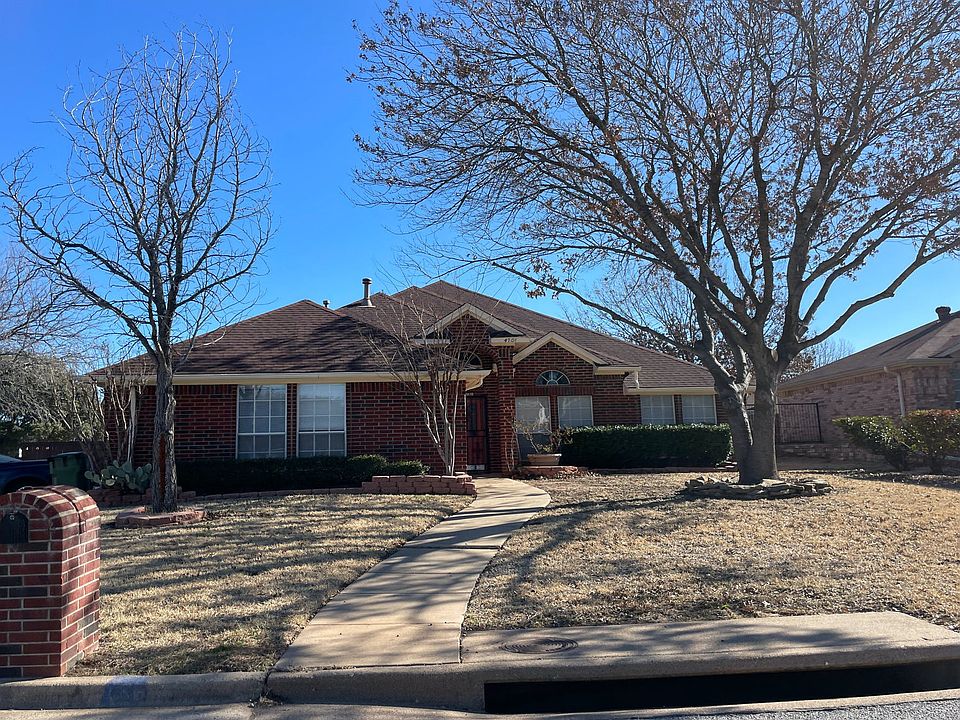 1st image of 4701 Aramis Dr