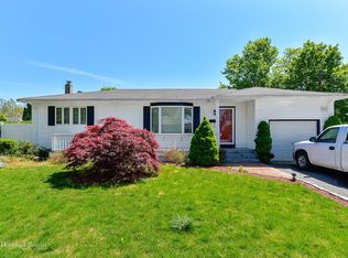 178 Miller Rd, Southampton, NY 11968