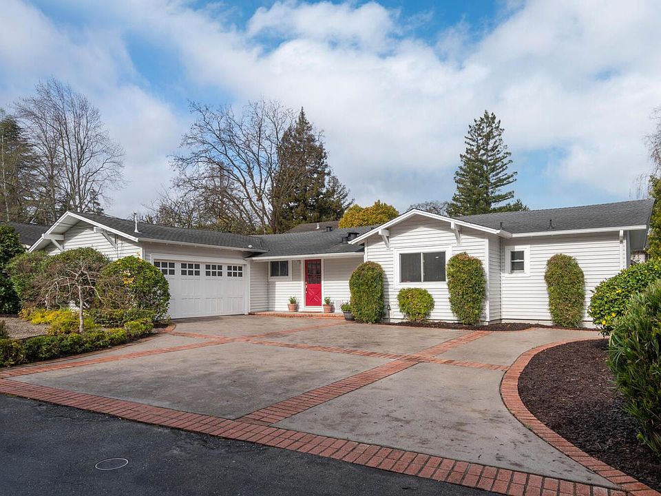 1st image of 568 Santa Clara Ave