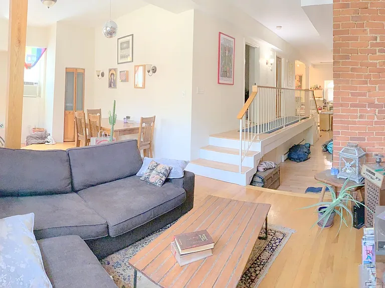 106 Central St #1R — Photo 3