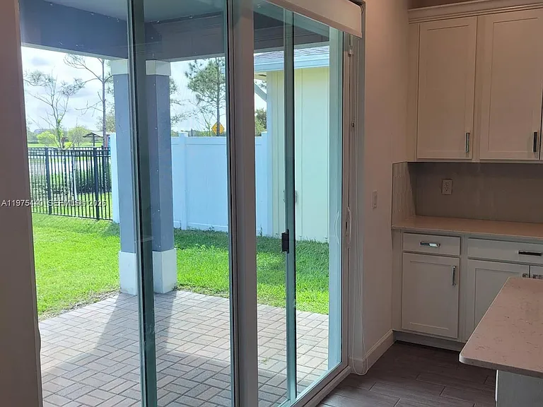 1200 Sterling Pine Pl — Photo 21