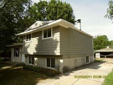 4th image of 824 S Bywood Ave