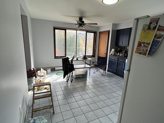 4th image of 10 Ridge St
