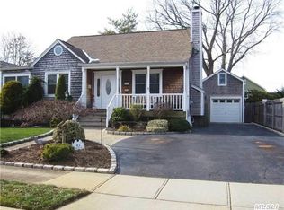 83 Frankel Rd, Massapequa, NY 11758