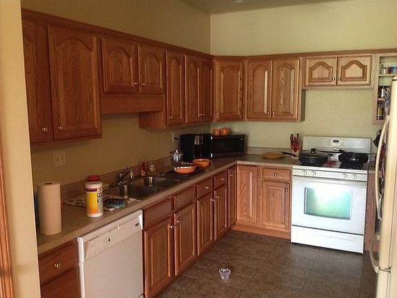 3rd image of 49195 Eagle Dr